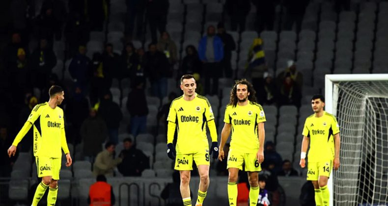 Son dakika haberi: Fenerbah&ccedil;e zirve yarışında ağır yara aldı! Lig sonuncusu Fatih Karag&uuml;mr&uuml;k kazandı