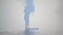 SON DAKİKA: İran H&uuml;rm&uuml;z Boğazı'nda bir petrol tankerini vurdu!