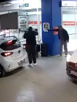 SON DAKİKA: Kuyumcukent&rsquo;te "film gibi" soygunda flaş gelişme! 20 milyonluk vurgunda &ccedil;ember daraldı: 8 g&ouml;zaltı