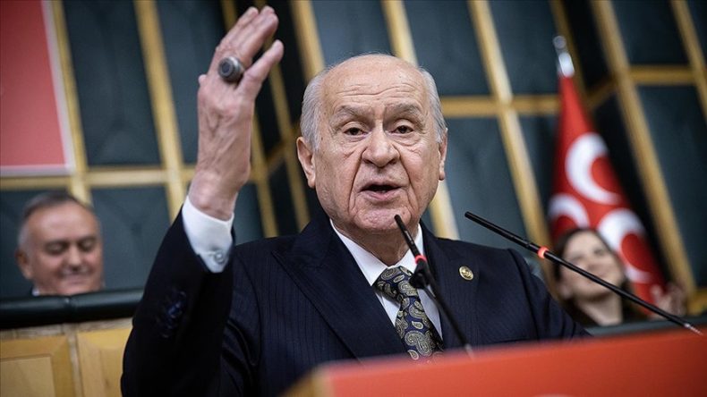 Son dakika… MHP lideri Bah&ccedil;eli'den İran a&ccedil;ıklaması: Kara harekatının neden olacağı kıvılcım 3.D&uuml;nya Savaşı&rsquo;nın taşlarını d&ouml;şeyecek
