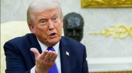 SON DAKİKA: Trump'ı &ccedil;ıldırtan soru! İran – ABD – İsrail savaşında Rusya iddiasına ateş p&uuml;sk&uuml;rd&uuml;!