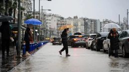 SON DAKİKA&hellip; Bayramda hava nasıl olacak? Meteoroloji&rsquo;den İstanbul ve Ankara i&ccedil;in hava durumu uyarısı: Sağanak, fırtına ve kar!