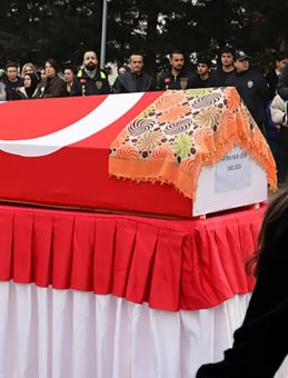 SON DAKİKA&hellip; Biyoloji &ouml;ğretmeni Fatma Nur &Ccedil;elik cinayeti TBMM g&uuml;ndeminde! Şiddetin dozu artarken caydırıcı ve etkin yaptırım gerekiyor