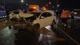 SON DAKİKA&hellip; İstanbul Ataşehir'de zincirleme kaza: 8 ara&ccedil; birbirine girdi!