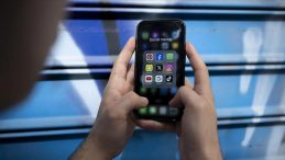 Sosyal medya mezat&ccedil;ıları Maliye'nin radarında: Kayıt dışı yolla 500 milyon liralık &uuml;r&uuml;n satışı