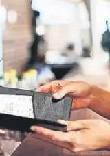 Sosyal medyada cinsel dolandırıcılık yapan 11 kişi cezaevinde