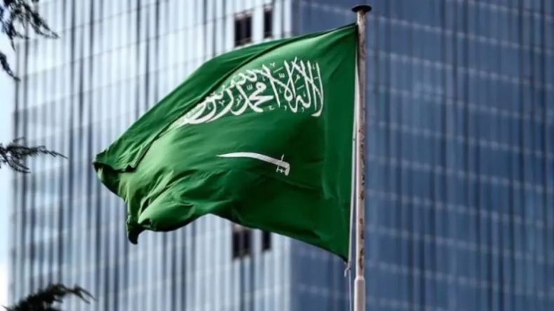 Suudi Arabistan: Riyad Bölgesine 6 Füze Fırlatıldı