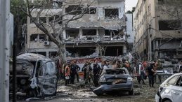 Tahran&rsquo;da bilan&ccedil;o ağır: 12 bin konut hasar g&ouml;rd&uuml;