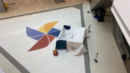 Talihsiz gencin esrarengiz &ouml;l&uuml;m&uuml;: AVM&rsquo;nin yemek katından aşağı d&uuml;şt&uuml;!