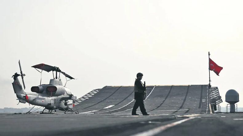 TCG Anadolu Gemisinde Savunma Sanayii Tanıtıldı