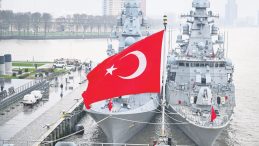 TCG Anadolu&rsquo;da T&uuml;rk Savunma Sanayii Fuarı D&uuml;zenlendi