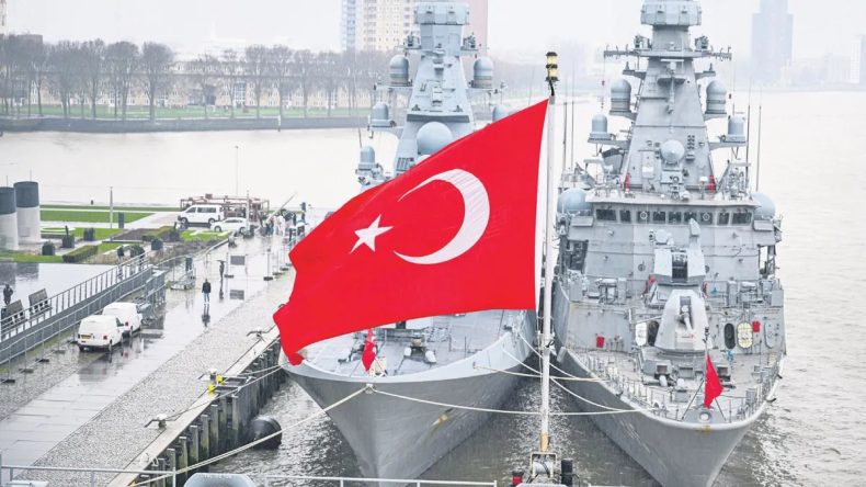TCG Anadolu’da Türk Savunma Sanayii Fuarı Düzenlendi