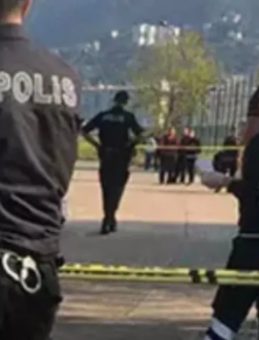 Tekirdağ'da Parkta Ceset Bulundu