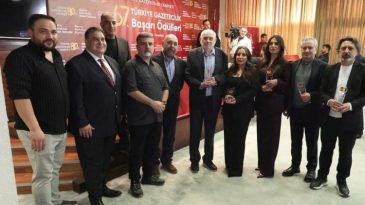 TGC'den Demir&ouml;ren Medya'ya 8 &ouml;d&uuml;l