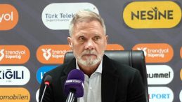 Thorsten Fink: Pres Oyunu Benim Vazge&ccedil;ilmezim!