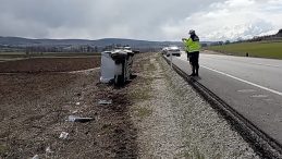 Tokat&rsquo;ta Kaza Yapan Otomobil Devrildi: 3 Yaralı