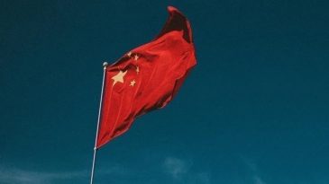 Tokyo&rsquo;da B&uuml;y&uuml;kel&ccedil;ilik Krizi: &Ccedil;inli Diplomatlara &Ouml;l&uuml;m Tehdidi