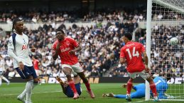 Tottenham, Nottingham Forest&rsquo;a Yıkıldı!