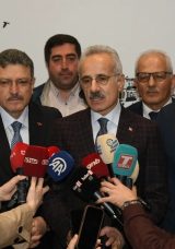 Trabzon&rsquo;da Bakan Uraloğlu'nun katılımıyla bayramlaşma t&ouml;reni ger&ccedil;ekleşti