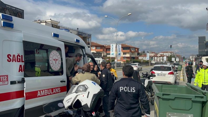 Trafikte Tekme Tokat Kavga Eden 2 S&uuml;r&uuml;c&uuml; Hastanelik Oldu