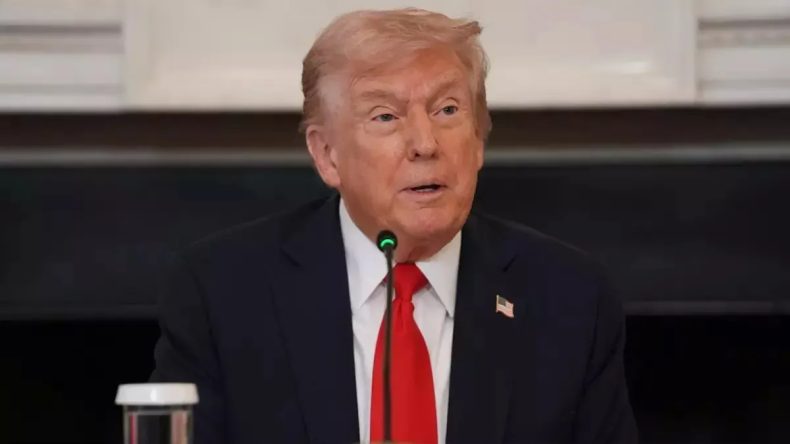 Trump’tan Küba Açıklaması: Çok Yakında Düşecek