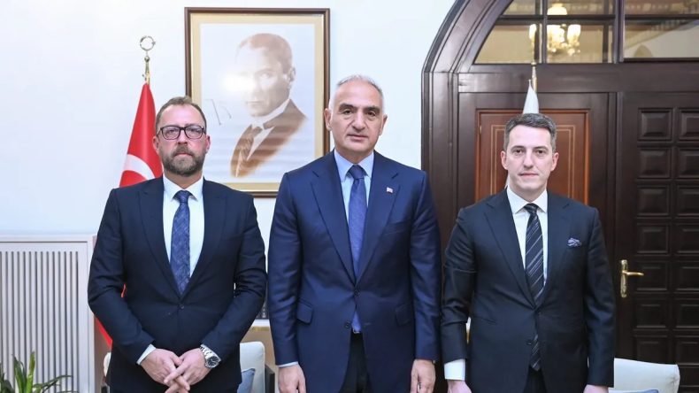 T&uuml;rkiye ile Kuzey Makedonya Arasında K&uuml;lt&uuml;r ve Turizm İş Birliği G&uuml;&ccedil;leniyor