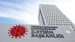 T&uuml;rkiye'den CNN International'a sert tepki! "S&ouml;zde harita" bardak taşırdı