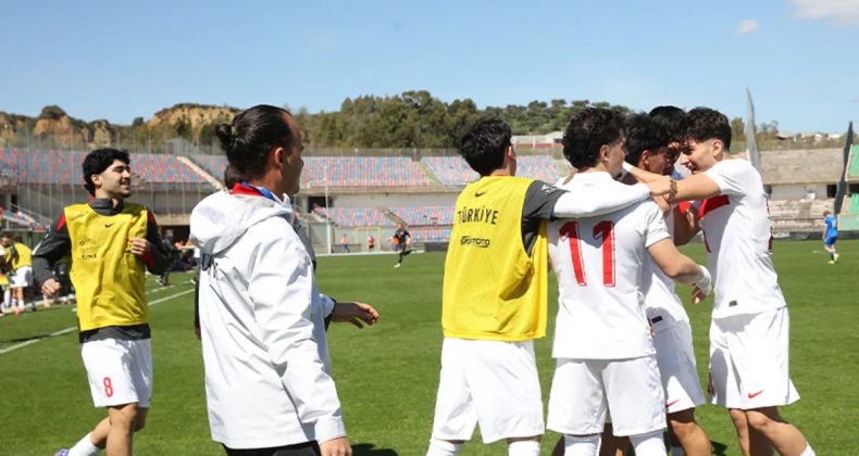 U19 Milli Futbol Takımı, Slovakya'ya takılmadı!