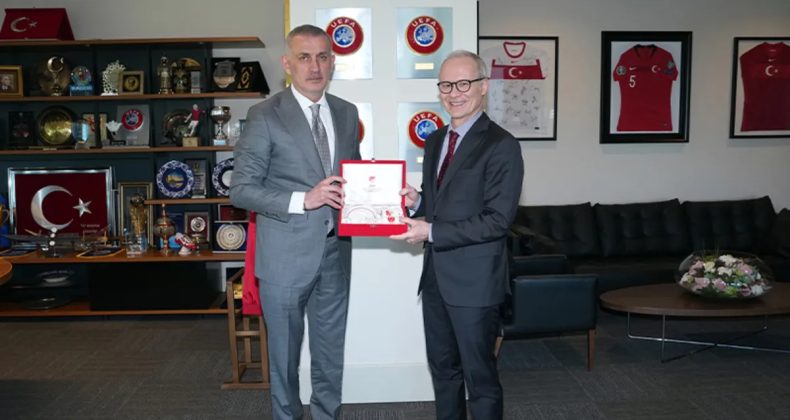 UEFA&rsquo;dan TFF Başkanı Hacıosmanoğlu&rsquo;na ziyaret!
