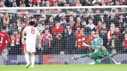 Uğurcan&rsquo;ın &ccedil;abası yetmedi: 11 kurtarış