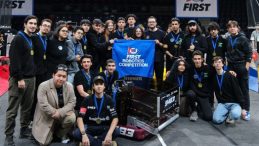 Uluslararası Robotik Yarışmasında Demir&ouml;ren MTAL &Ouml;ğrencisi K&uuml;bra İzol D&uuml;nya Birincisi Oldu