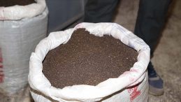 &Uuml;re İthalatında G&uuml;mr&uuml;k Vergisi Yeniden D&uuml;zenlendi