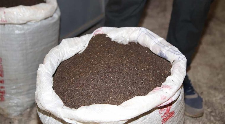 &Uuml;re İthalatında G&uuml;mr&uuml;k Vergisi Yeniden D&uuml;zenlendi