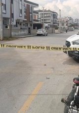 Uzaklaştırma kararını kaldırttı: Kocası ağır yaraladı!