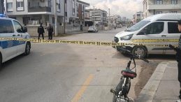 Uzaklaştırma kararını kaldırttı: Kocası ağır yaraladı!