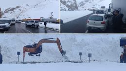 Van-Hakkari Karayolunda &Ccedil;ığ: &Ccedil;ok Sayıda Ara&ccedil; Mahsur Kaldı!