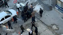 Van'da kan donduran vahşet! Bı&ccedil;aklı kavgada 1 kişi &ouml;ld&uuml;