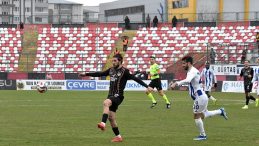 Vanspor FK – Sarıyer ma&ccedil;ında kazanan yok!