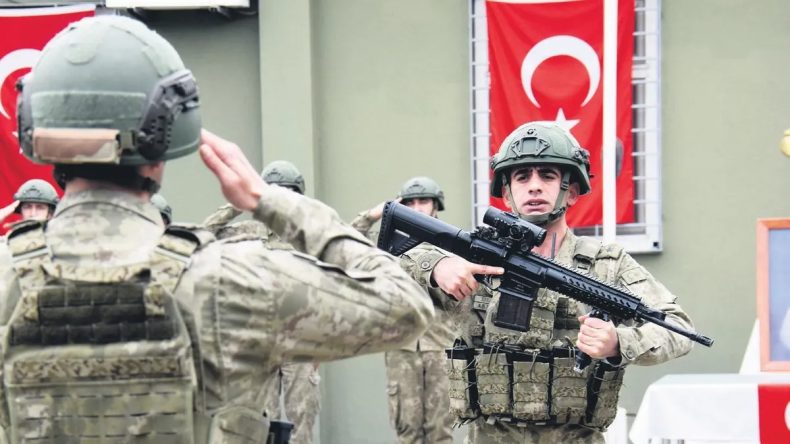 Vatan Nöbetinde Bayramlaşma