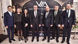 Vergi M&uuml;fettişleri Derneği iftar programı yoğun katılımla ger&ccedil;ekleşti