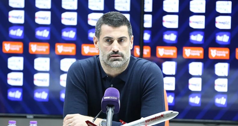 Volkan Demirel: "Başta kalecim olmak &uuml;zere b&uuml;t&uuml;n oyuncularını tebrik ediyorum&rsquo;&rsquo;