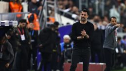 Volkan Demirel&rsquo;den Beşiktaş Ma&ccedil;ı Sonrası Kırmızı Kart Tepkisi!