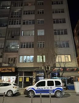Yalnız yaşadığı evinde ölü bulundu