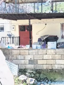 Yanan Evde Cansız Bedene Ulaşıldı