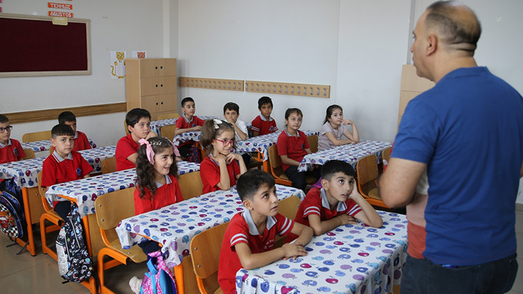 Yarın t&uuml;m okullarda ders olarak işlenecek: Ama&ccedil; 'tehlikeye' karşı bilin&ccedil; kazandırmak