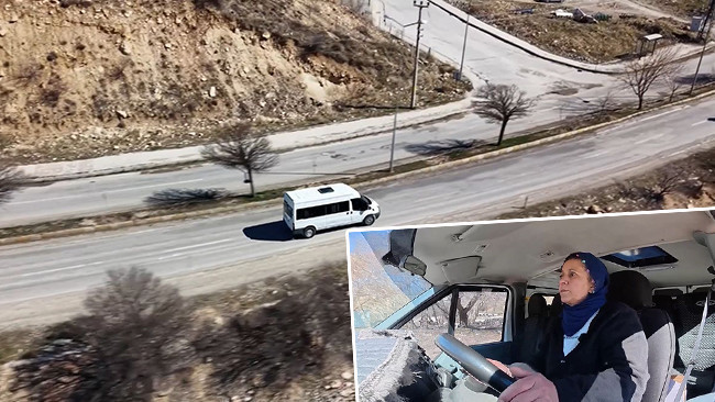 Yıllardır k&ouml;ydeki &ccedil;ocukları getirip g&ouml;t&uuml;r&uuml;yor! Vali tarafından plaket verildi: 'Bir şey olduğunda beni &ccedil;ağırıyorlar'