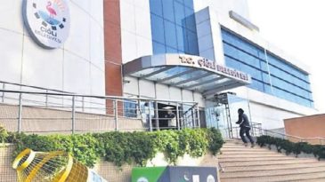 1 Milyarlık Kara Delik