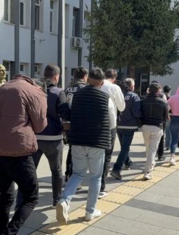 12 ilde düzenlenen yasa dışı bahis operasyonunda 60 şüpheli gözaltına alındı