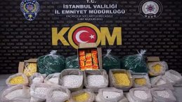 1.5 milyonluk sahte hap ele ge&ccedil;irildi