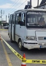 2 Yaşındaki &Ccedil;ocuk, Babasının Kullandığı Minib&uuml;s&uuml;n &Ccedil;arpması Sonucu Hayatını Kaybetti